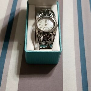 Silver No Battery Bracelet